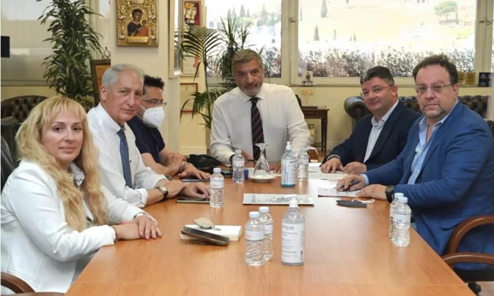 Πατούλης: Πάνω από 3 εκ. ευρώ για νέους δρόμους και ασφαλτοστρώσεις στο Μενίδι